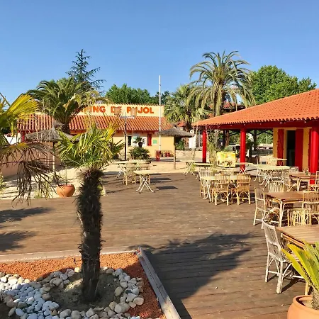 De Pujol Greenchalets Sur مكان تخييم *