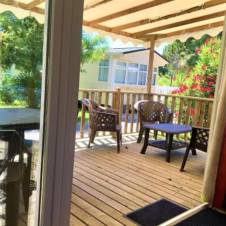 Campsite De Pujol Greenchalets Sur *