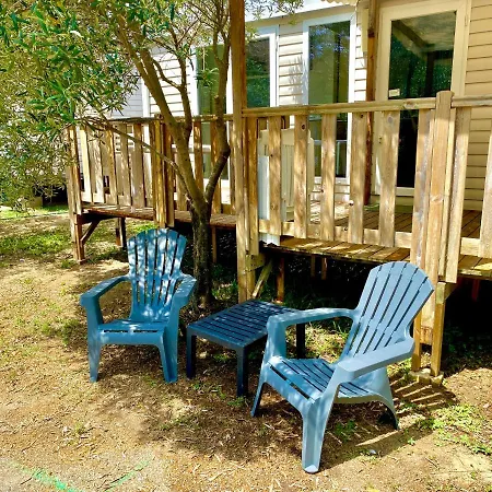 De Pujol Greenchalets Sur Campsite