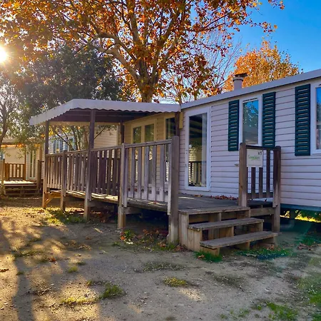 Campsite De Pujol Greenchalets Sur *
